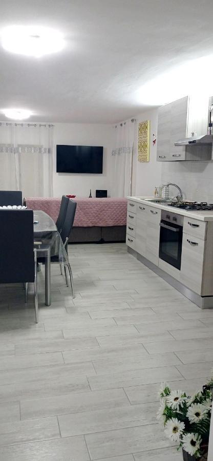 Apartament Nunzia'S House Napoli Zewnętrze zdjęcie