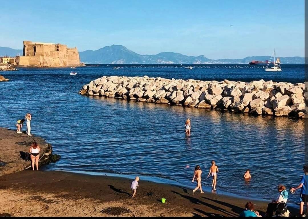 Apartament Nunzia'S House Napoli Zewnętrze zdjęcie
